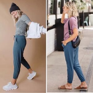 Albion: Large Petite-Blue Joggers